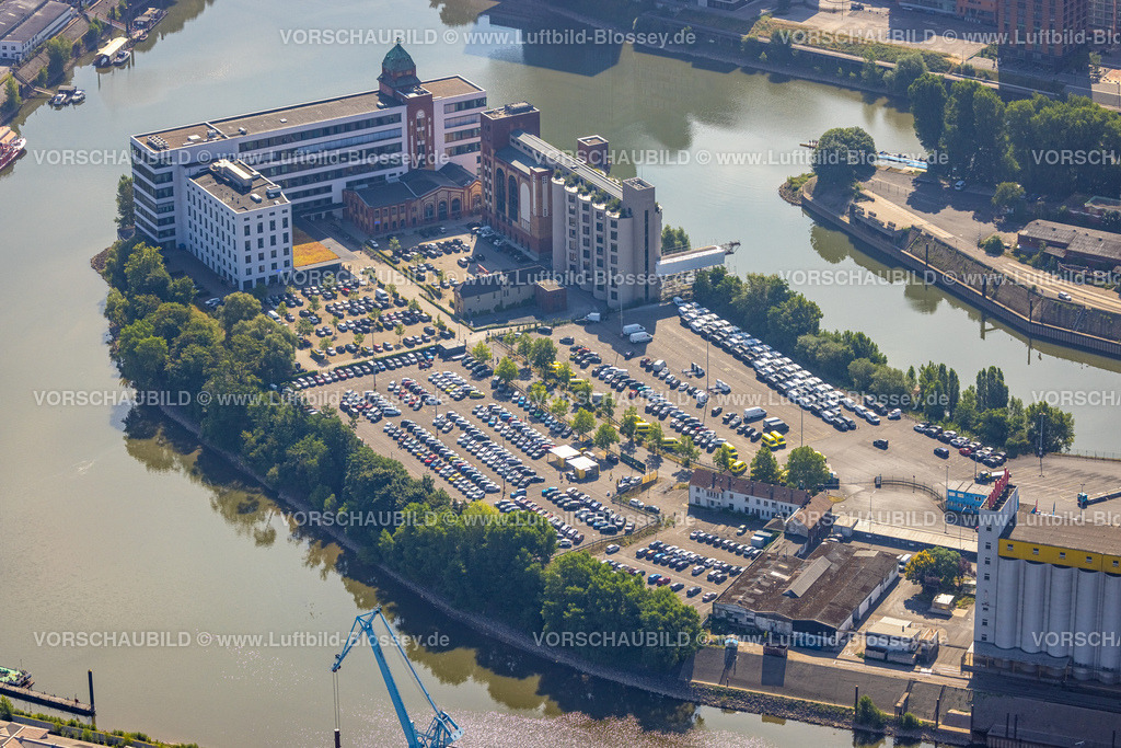 Duesseldorf220700843 | Luftbild, Medienhafen, Plange Mühle Klinikgebäude sowie Büro- und Wohngebäude, Hafen, Düsseldorf, Rheinland, Nordrhein-Westfalen, Deutschland
