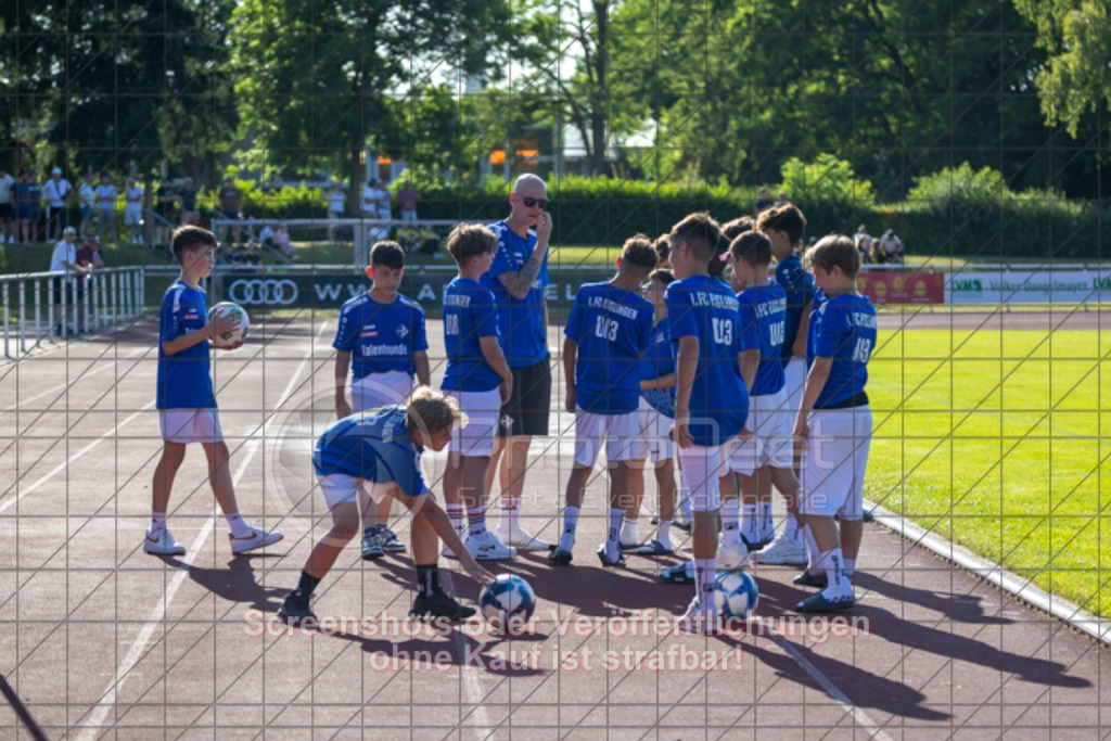 20250620_181913_0009 | #,TV Eybach (rot) vs. TSV Ottenbach (gelb), Fussball, Relegationsfinale in Kreisliga A3 - Bezirk Neckar/Fils, Saison 2024/2025, Eichenbachstadion, Haldenstraße, 73054 Eislingen, 20.06.2025 - 18:30 Uhr,Foto: PhotoPeet-Sportfotografie/Peter Harich
