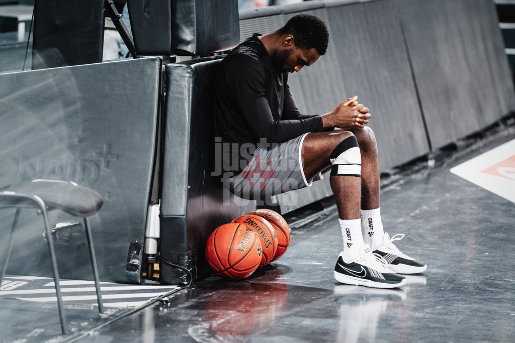 Basketball | Männer | Saison 2024/2025 | BKT EuroCup | Veolia Towers Hamburg vs. Umana Reyer Venice | 08.01.2025 | Rich Osaro (#3, Veolia Towers Hamburg)