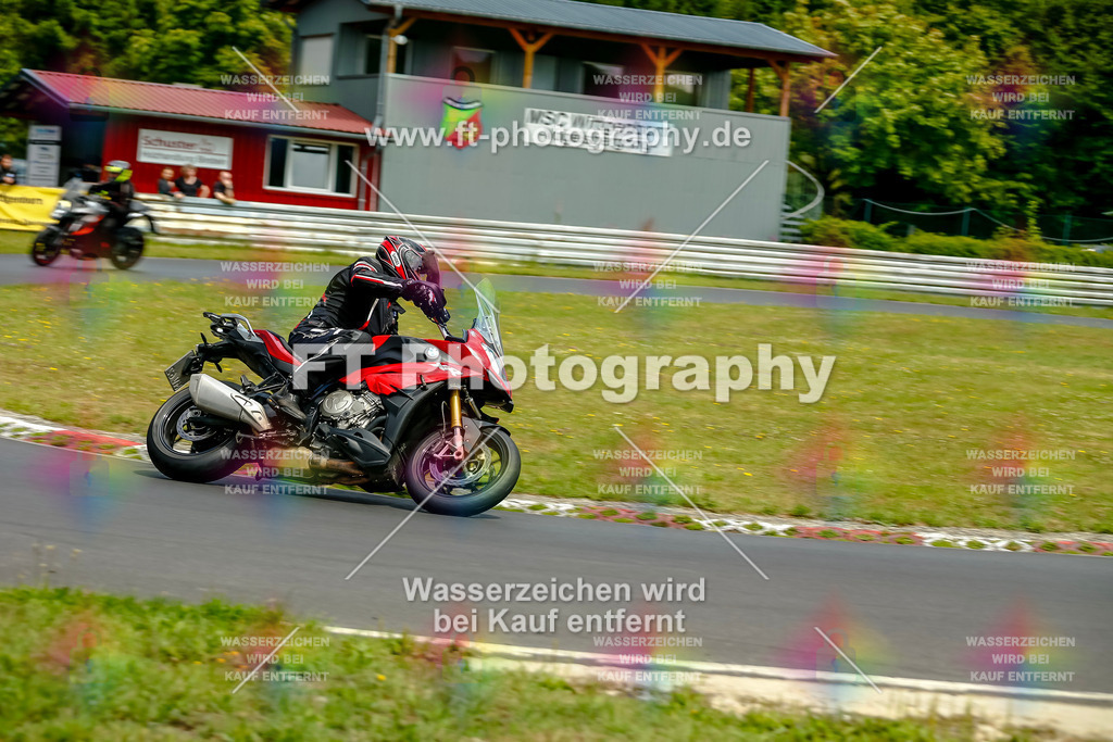 VBK-4735 | Hier findet Ihr Bilder von Touristenfahrten auf der Nürburgring Nordschleife oder von anderen Veranstaltungen die ich besucht habe. Viel Spass beim Durch Schauen 