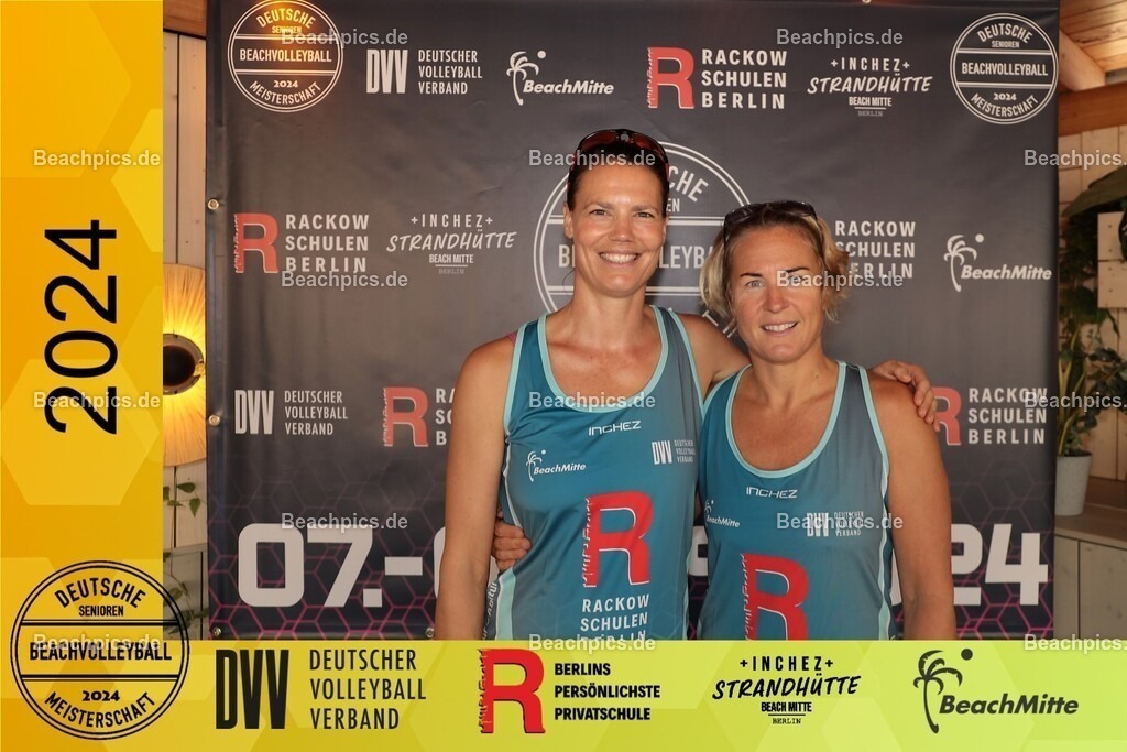 20240907_085632_002 | Sie befinden sich nun in der Bildergalerie von Beachpics.de. Sie können einzelne Bilder als Abzug, digital oder als spezielle Produkte erwerben.
Die Auswahl sehen sie, wenn sie unter dem gewünschten Bild auf Bestellen klicken!
Haben sie spezielle Wünsche,