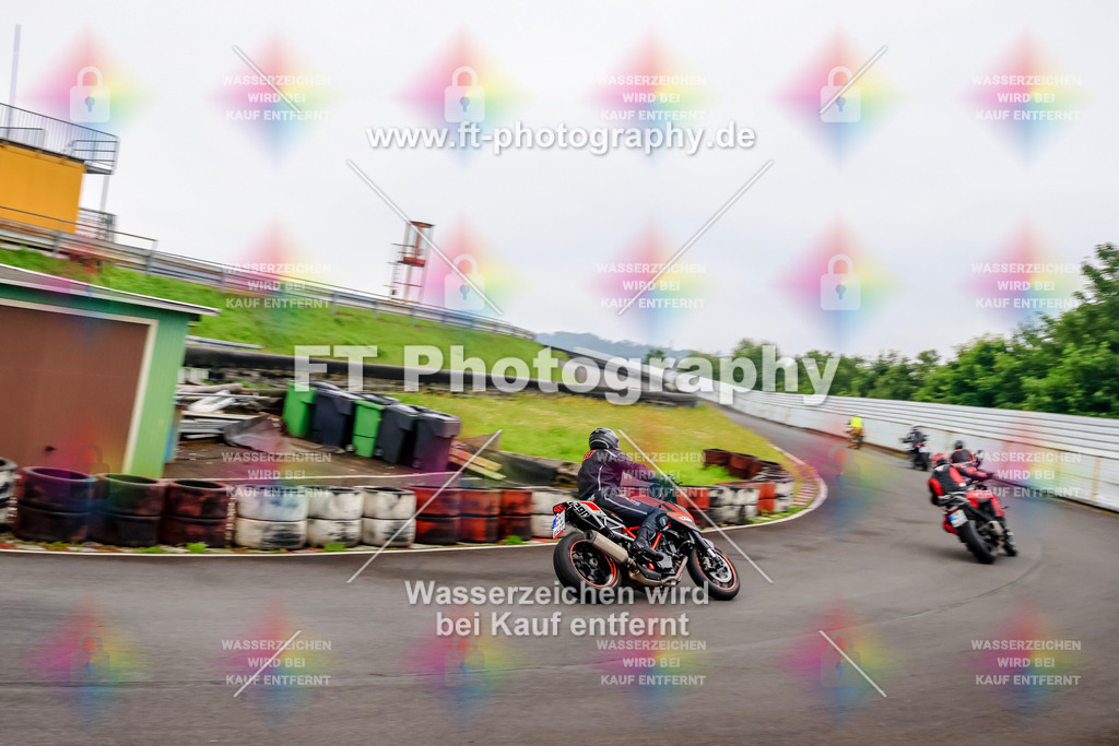 _TCM2972 | Hier findet Ihr Bilder von Touristenfahrten auf der Nürburgring Nordschleife oder von anderen Veranstaltungen die ich besucht habe. Viel Spass beim Durch Schauen 