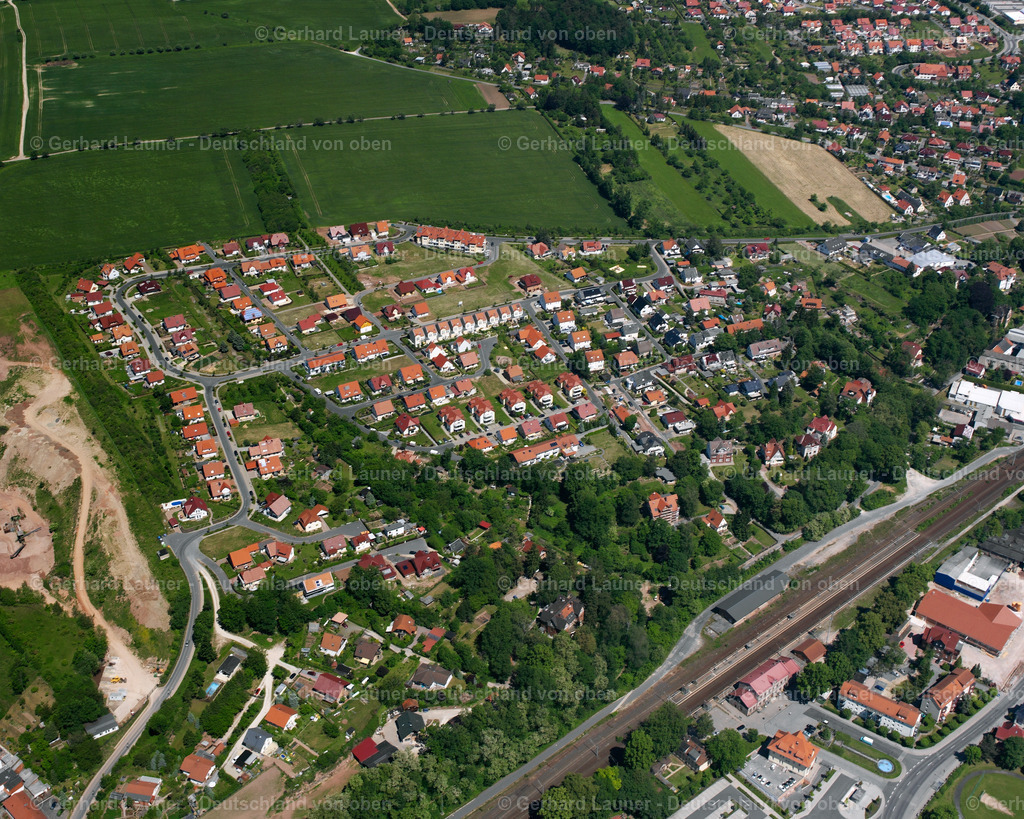 2634190 | HEILBAD HEILIGENSTADT 09.06.2006 Wohngebiet einer Einfamilienhaus- Siedlung  in Heilbad Heiligenstadt im Bundesland Thüringen, Deutschland // Single-family residential area of settlement  in Heilbad Heiligenstadt in the state Thuringia, Germany Foto: Gerhard Launer