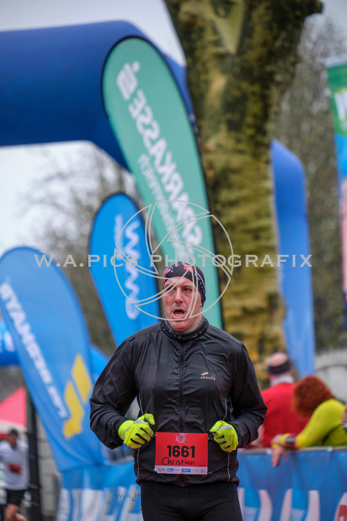..... | AUSTRIA, Wels, 30.03.25, ALOHA Wels Halbmarathon, Image Shows: , Foto: Wapics/RING M.