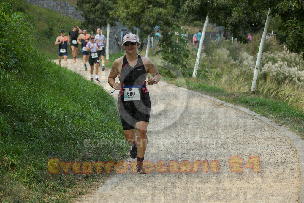 250824_1433_EX1_6633 | Sportfotografie im Rhein-Sieg Kreis, Köln, Bonn, NRW, Rheinland Pfalz, Hessen, etc. Unser Tätigkeitsfeld umfasst den Laufsport vom Volkslauf über den Marathon, Duathlon, Triathon bis zum Ultralauf wie Kölnpfad Ultra oder Schindertrail.