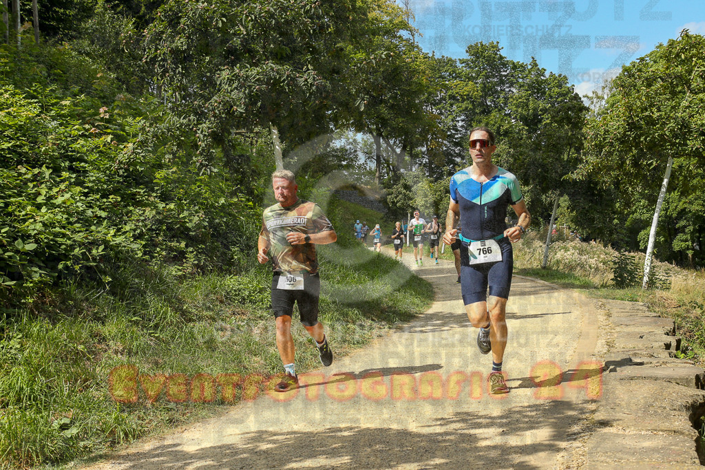 250824_1412_EX1_5331 | Sportfotografie im Rhein-Sieg Kreis, Köln, Bonn, NRW, Rheinland Pfalz, Hessen, etc. Unser Tätigkeitsfeld umfasst den Laufsport vom Volkslauf über den Marathon, Duathlon, Triathon bis zum Ultralauf wie Kölnpfad Ultra oder Schindertrail.