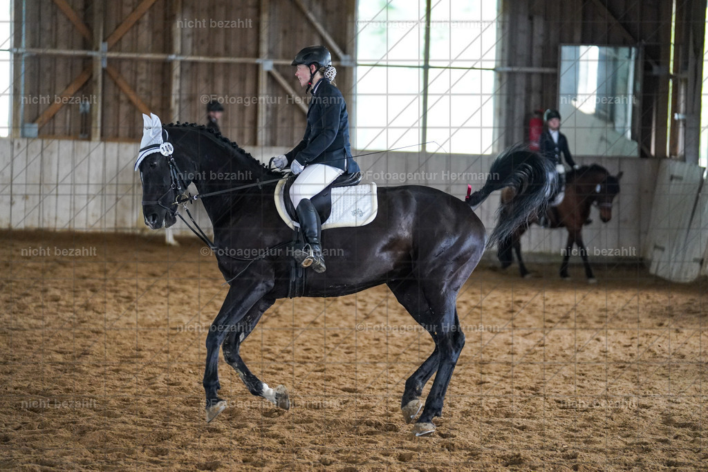 20230518-FAH03928 | Frühjahrsturnier, landberg am Lech, 2023, Reitclub Landsberg, Turnierbilder, Fotos Turnier Landsberg, Fotoagentur Herrmann, Turnierfotografen Bayern, reitsport Fotograf, Pferde Fotograf