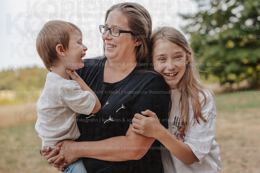 Fraufotografin_O3A2941 | Isabelle Schiminski ist ein Kitafotograf für Wiesbaden, Rheingau, Kiedrich, Untertaunus, Bad Schwalbach, Taunusstein und Mainz