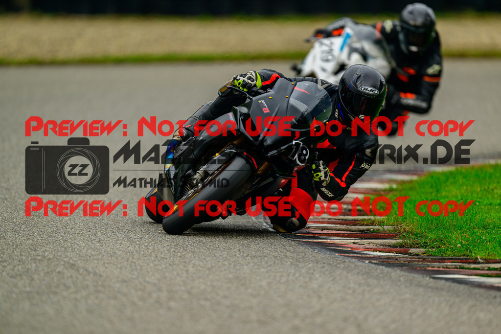 MaZZes_Fotomatrix_20241003_6007705_8003 | ROT