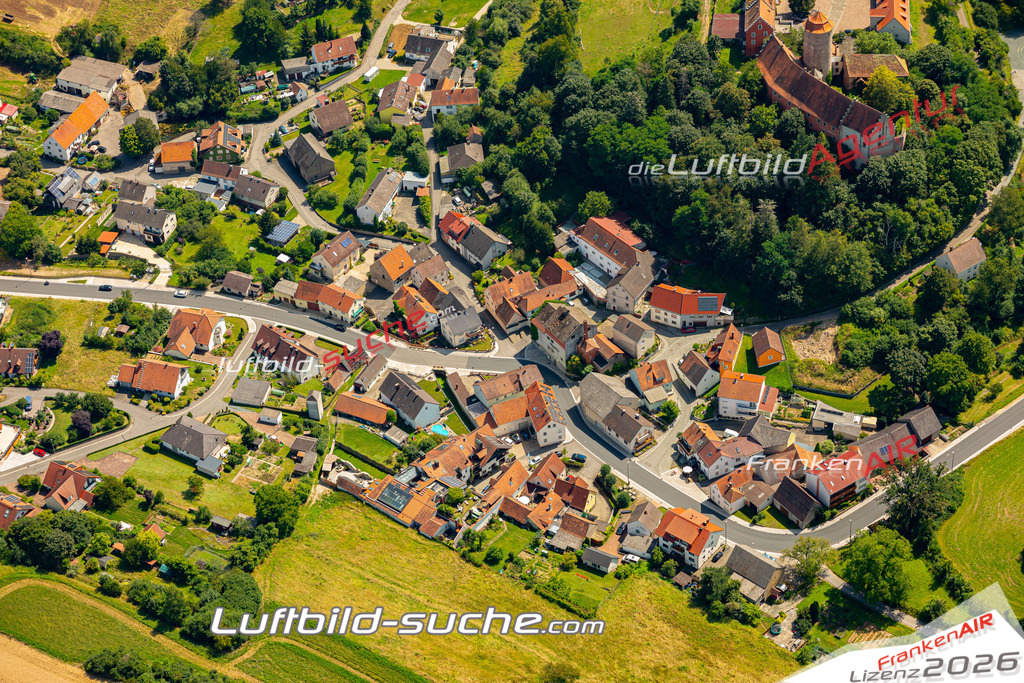 Das Luftbild zeigt :  Lisberg - Die Luftaufnahme wurde 2024 vom UL-Flugzeug aus erstellt ( keine Drohne ) - Hochauflösende Luftaufnahme - Für grossformatige Ausdrucke geeignet. Die Geschenkidee !Mit Lizenz und Bildrechte bestellbar
