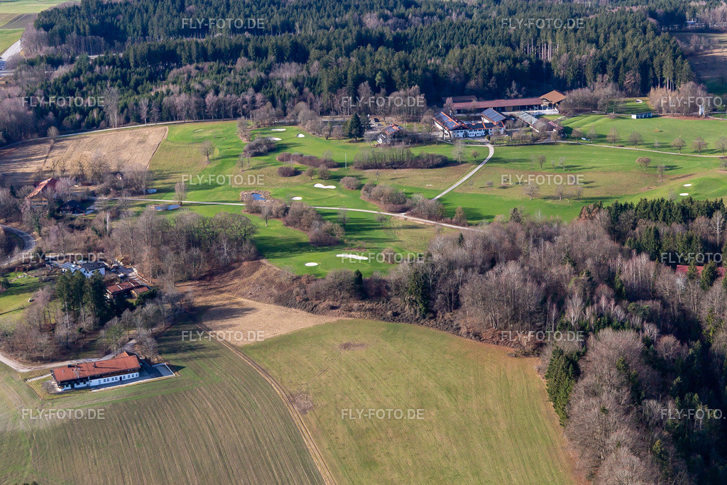 Golfclub Berkramerhof | Luftbild: Golfclub Berkramerhof im Ortsteil Dorfen in Icking im Bundesland Bayern in Deutschland. Foto: IMG_139506.jpg vom 27.12.2023 durch ©2025 Werner Riehm fly-foto.de/copyright - Realisiert mit Pictrs.com
