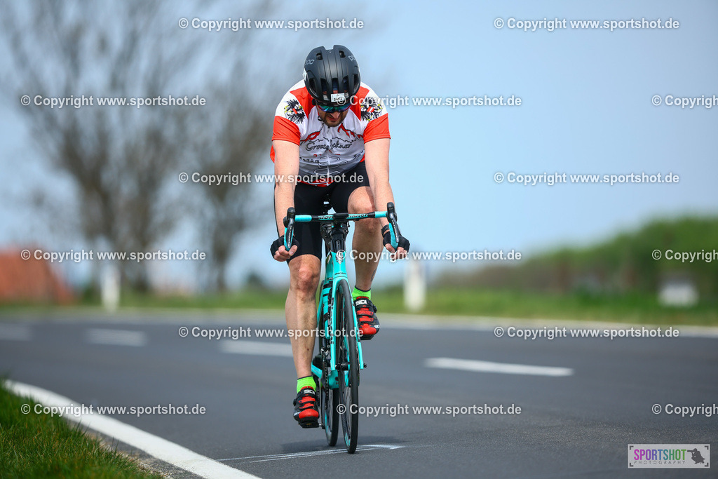 535_TRA56681 | Neusiedlersee Radmarathon 2026@sportshot_your_pictrs #yourpictures#roadtowm2029 #nrm #neusiedlerseeradmarathon #neusiedlersee #neusiedlerseetourismus #burgenland #mörbisch #nrm26 #burgenlandtourismus #voglundco #poweredbyburgenlandtourismus #radsport #rad #marathon #ucigranfondo #visitburgenland #ucigranfondoworldseries