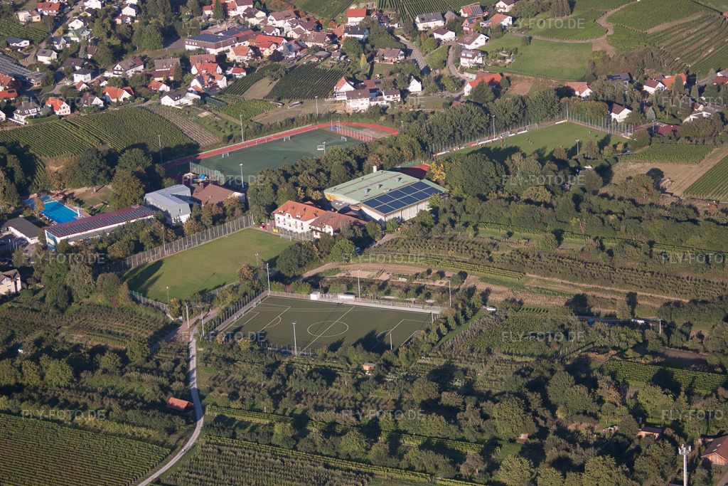 Luftbild: Ensemble der Sportplatzanlagen der Südbadischen Sportschule im Ortsteil Steinbach in Baden-Baden im Bundesland Baden-Württemberg in Deutschland. Foto: IMG_53102.jpg vom 08.09.2012 durch Werner Riehm/FLY-FOTO.de