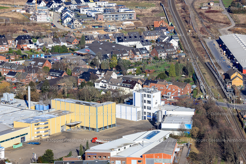 Luftbild Neuss Holzheim-0815 | Luftbildfotografie Hermann Klöpper - Realisiert mit Pictrs.com