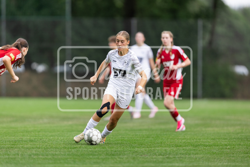 Fußball I Frauen I Testspiel I SpVg Aurich - DJK Arminia Ibbenbüren I 15427 | realhellocedii - Realisiert mit Pictrs.com