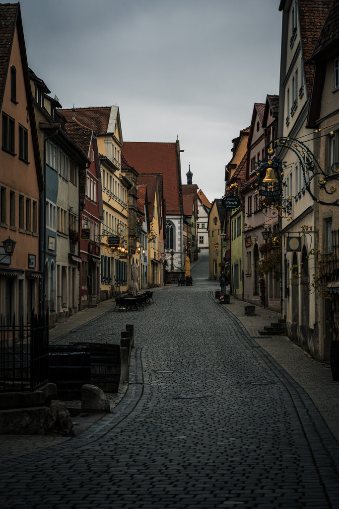 DSC01701 | Rothenburg ob der Tauber. Nur hier gibt es Exklusive und passend zur Jahreszeit Ihr Wandbild, T-Shirt, Tasse und alles was das Rothenburg Herz begehrt. - Realisiert mit Pictrs.com