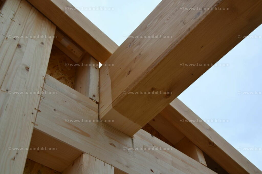 bib-lg09-holzbau-0146 | Nach LV-Leistungsgruppen sortierte Detailfotos über den Bau eines Hauses. Alle Hausbau-Bilder direkt vom Urheber und Autor der Website Haus-Selber-Bauen.com