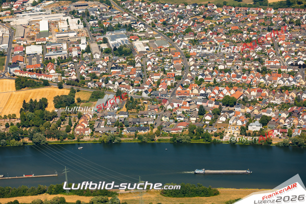 Das Luftbild zeigt :  Kleinostheim - Die Luftaufnahme wurde 2023 vom UL-Flugzeug aus erstellt ( keine Drohne ) - Hochauflösende Luftaufnahme - Für grossformatige Ausdrucke geeignet. Die Geschenkidee !Mit Lizenz und Bildrechte bestellbar