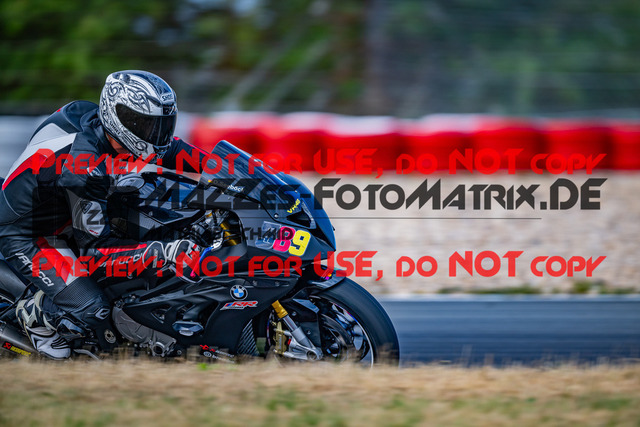 MaZZes_FotoMatrix_230719_6510 | GRUEN