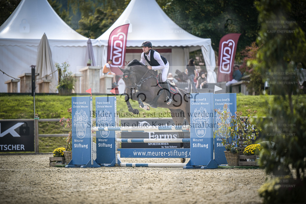 DOS_7373 | Entdecke hochwertige Reitturnierfotos von Foto Oger. Professionell, emotional und authentisch – jetzt Lieblingsmomente im Shop bestellen. - Realisiert mit Pictrs.com