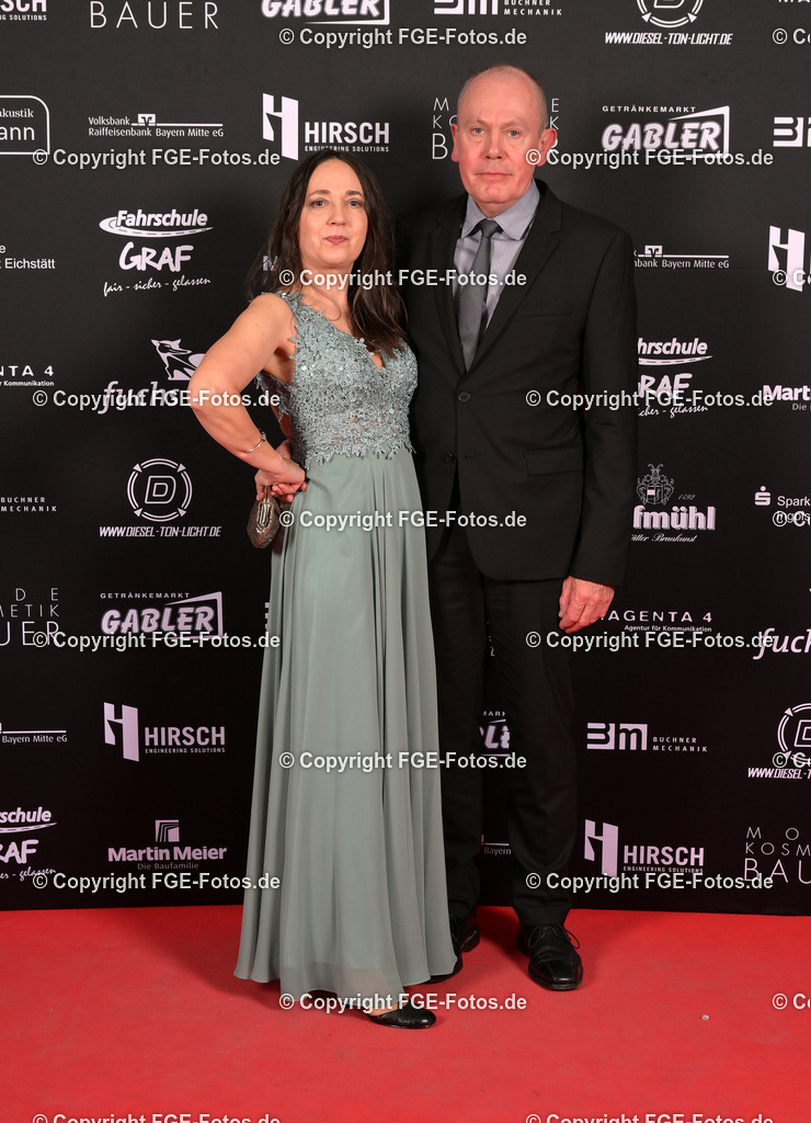 20240128-fge-fotos-0517 | Hofball der FGE am 28.01.2024 im Alten Stadttheater in Eichstätt. - Realisiert mit Pictrs.com