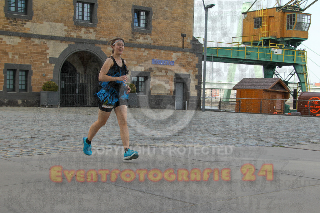 250920_1511_EV4_8217 | Sportfotografie im Rhein-Sieg Kreis, Köln, Bonn, NRW, Rheinland Pfalz, Hessen, etc. Unser Tätigkeitsfeld umfasst den Laufsport vom Volkslauf über den Marathon, Duathlon, Triathon bis zum Ultralauf wie Kölnpfad Ultra oder Schindertrail.