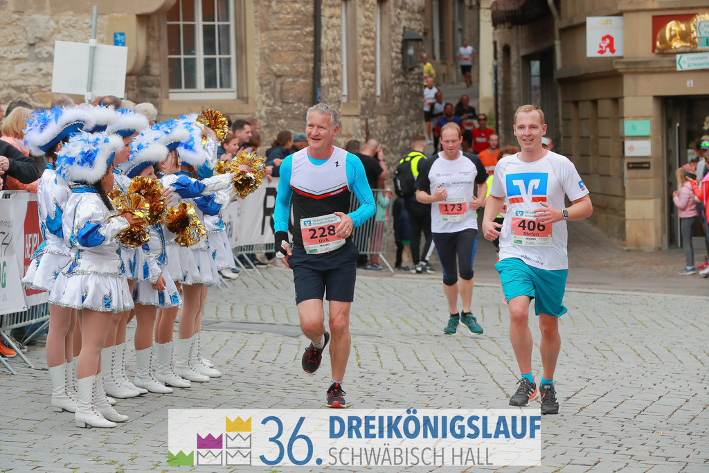 VR Bank Hauptlauf 10km | 3königslauf 2022 VR Bank Hauptlauf - Realisiert mit Pictrs.com