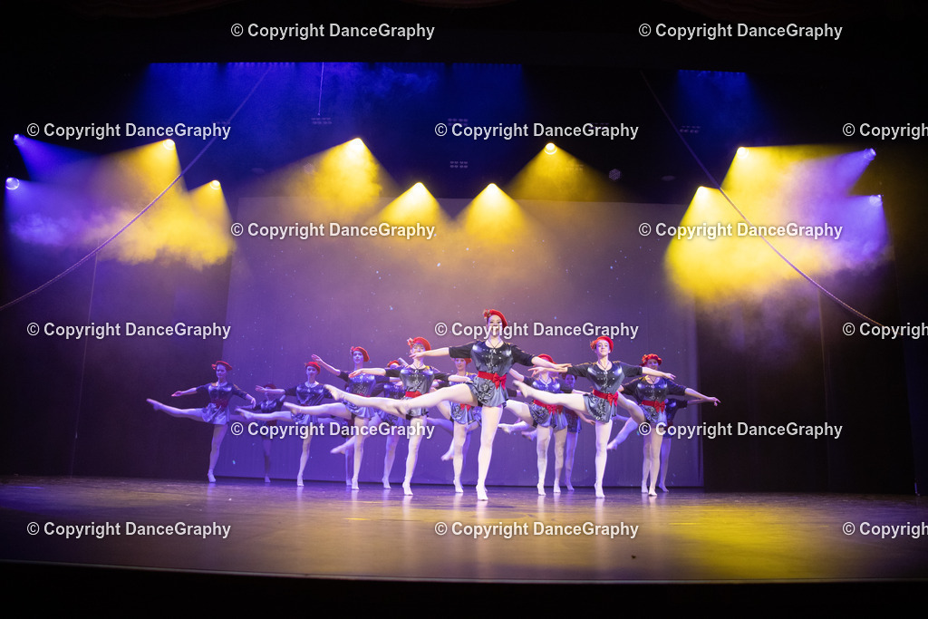 GPHY3546 | DanceGraphy - Realisiert mit Pictrs.com