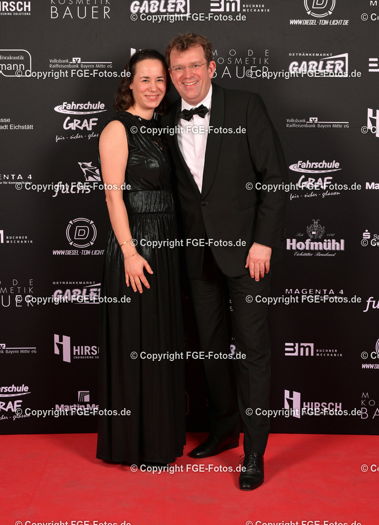 20240113-fge-fotos-0176 | Eröffnungsball der FGE am 13.01.2024 im Alten Stadttheater in Eichstätt. - Realisiert mit Pictrs.com