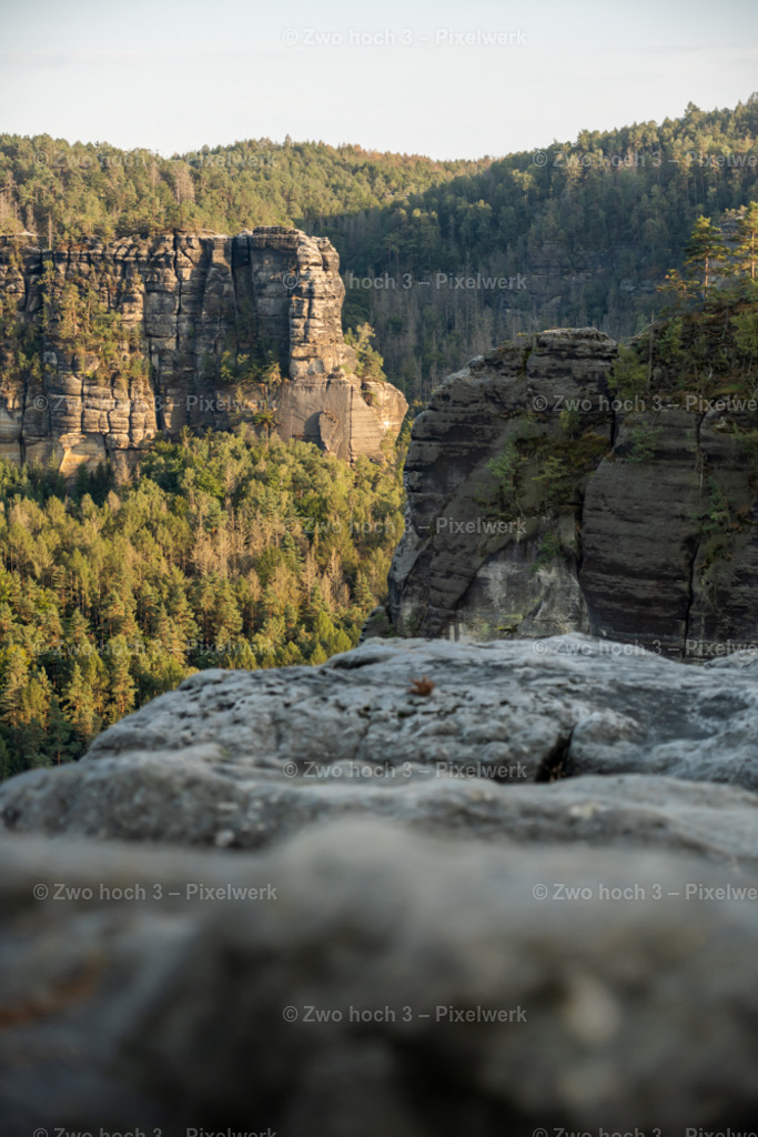 Unterer_Fremdenweg_Nahe_Suedlicher_Gleitmannsturm_Kleiner_Zschand | 2022-08-30_Waldbrandgebiete_1 - Realisiert mit Pictrs.com