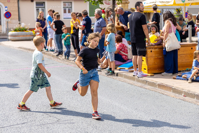 Kindertag 2024 | Bildershop von pixelworld.at - Realisiert mit Pictrs.com