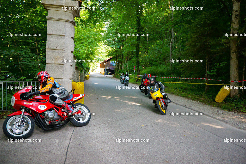 P1015055 | Erleben Sie atemberaubende, hochqualitative Fotos Ihrer Fahrt entlang der malerischen Alpenstraßen. Besuchen Sie alpineshots.com, um professionelle Aufnahmen Ihrer unvergesslichen Reise zu finden und zu kaufen - Realisiert mit Pictrs.com