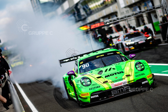DTM125_042516461307112LS_LS | DTM, 1. + 2. Rennen Oschersleben 2025 - Foto: Gruppe C Photography; #90 Porsche 911 GT3 R (992), Manthey EMA: Ayhancan Güven - Realisiert mit Pictrs.com
