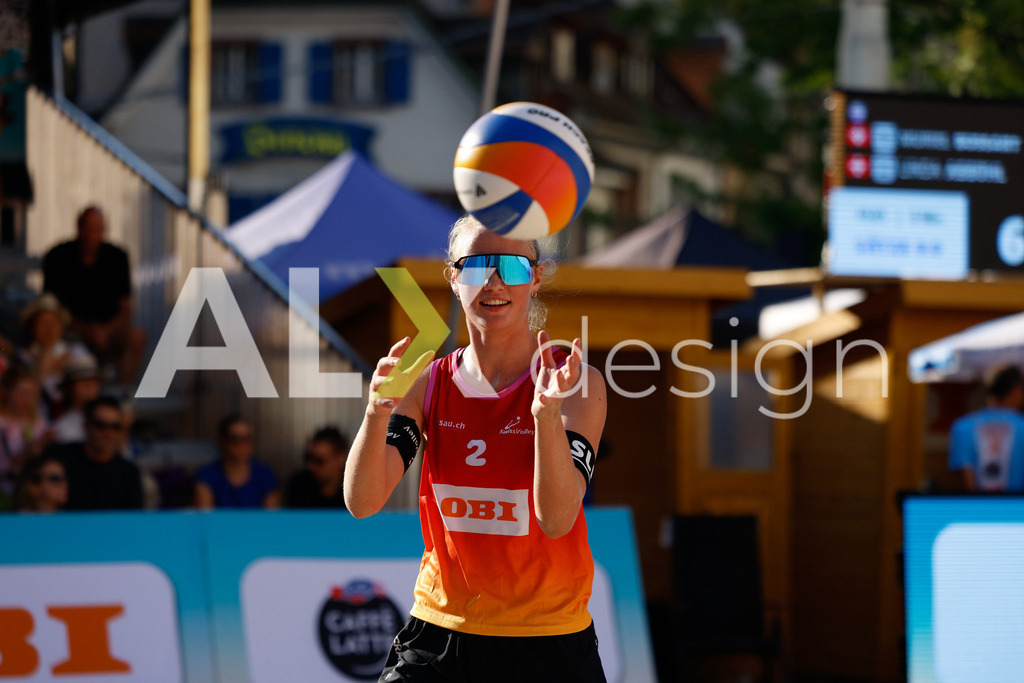Obi BeachTour 2026 - Basel | BASEL, SWITZERLAND - JULY 17: LINDA ABBÜHL (SUI) during the Obi BeachTour 2026 match between BOSSART / ABBÜHL (SUI) and KLUSER / SCHWAB (SUI) at Barfüsserplatz on July 17, 2026 in Basel, Switzerland. - Realisiert mit Pictrs.com