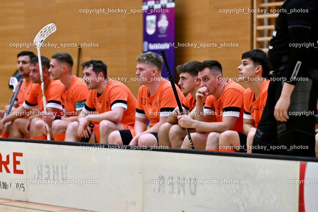 VSV Unihockey vs. SZPK Floorball | Spielerbank SZPK Floorball, VSV Unihockey vs. SZPK Floorball, VSV Unihockey vs. SZPK Floorball am 23.11.2024 in Villach (Ballspielhalle St. Martin), Austria, (Photo by Bernd Stefan)