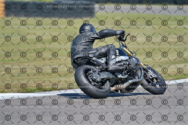 26BT01-0521 | 031 - Realisiert mit Pictrs.com