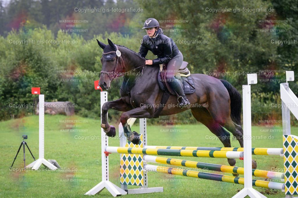 057_Werchau_Johanna_Dagoberta-Devil_A1_Springen_250802_02 | gis-fotografie