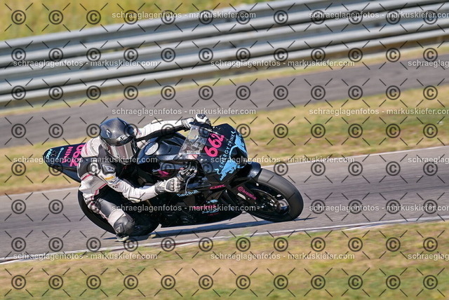 26bt05-0098 | markuskiefer.com - Realisiert mit Pictrs.com