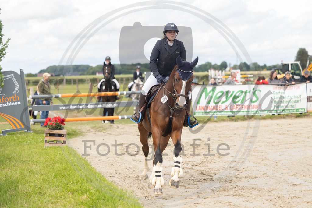 994A9374 | sabrinanicolaifotografie - Realisiert mit Pictrs.com