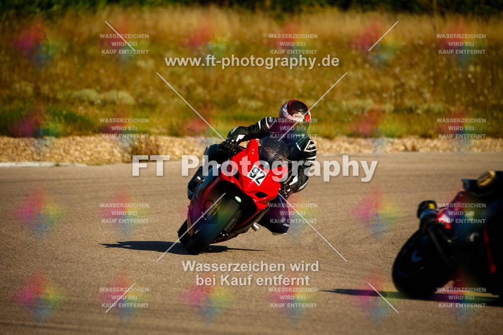 _MOT8600 | Hier findet Ihr Bilder von Touristenfahrten auf der Nürburgring Nordschleife oder von anderen Veranstaltungen die ich besucht habe. Viel Spass beim Durch Schauen 