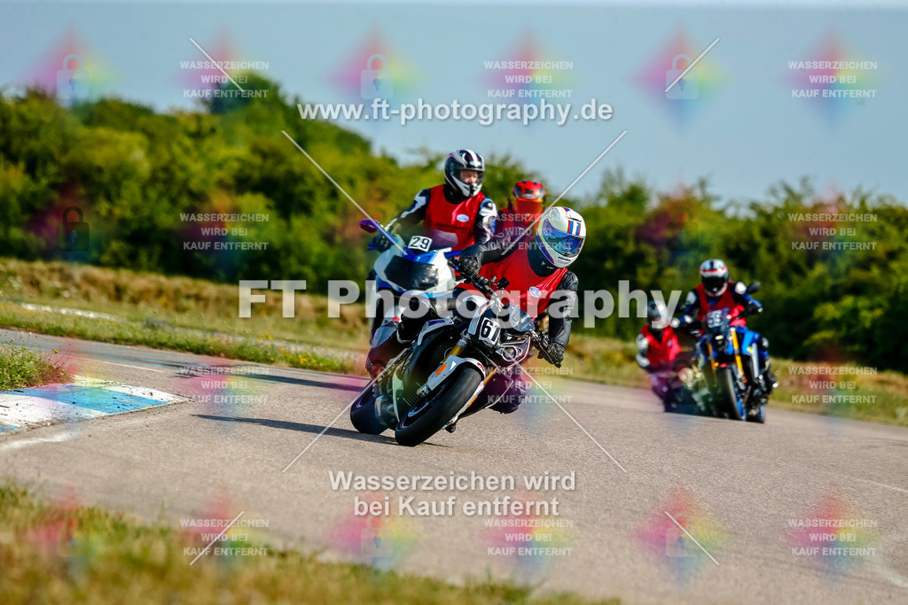 Chambley Juli-0528 | Hier findet Ihr Bilder von Touristenfahrten auf der Nürburgring Nordschleife oder von anderen Veranstaltungen die ich besucht habe. Viel Spass beim Durch Schauen 