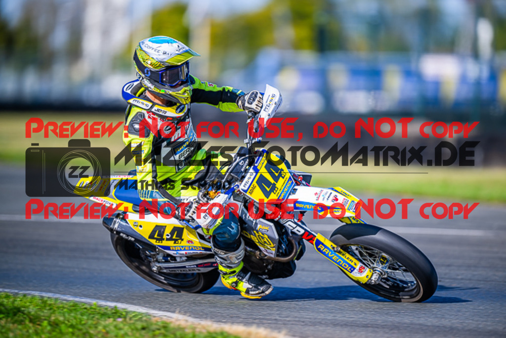 MaZZes_FotoMatrix_230930_3229 | S1