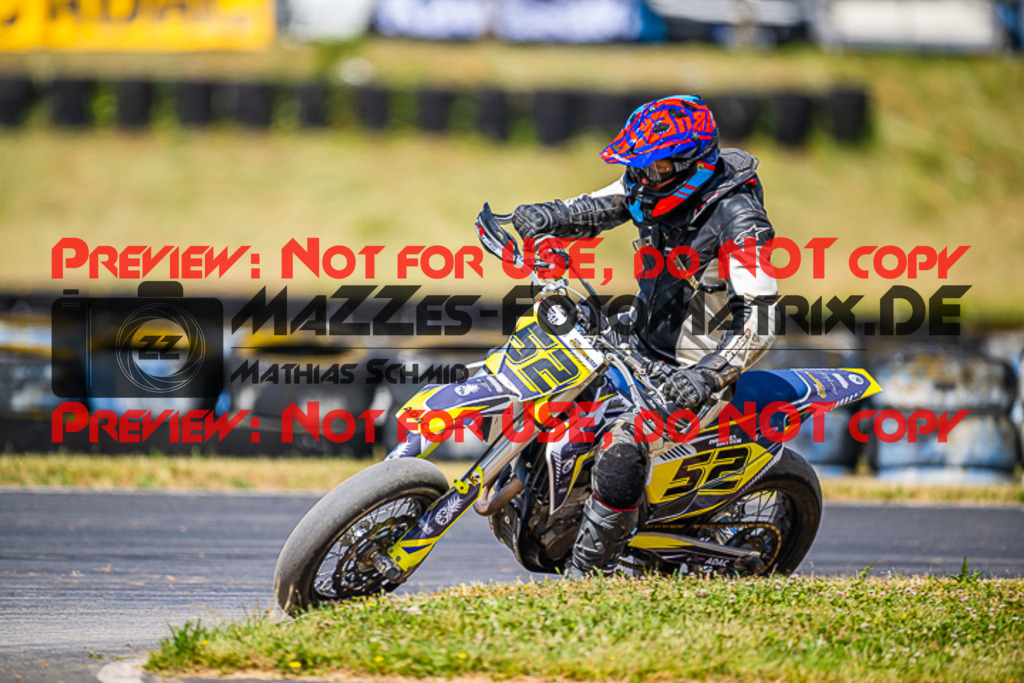 MaZZes_FotoMatrix_220528_9691 | Fotograf Mathias Schmid
Sportfotograf,
Eventfotograf,
Hochzeitsfotograf,
Portraitfotograf