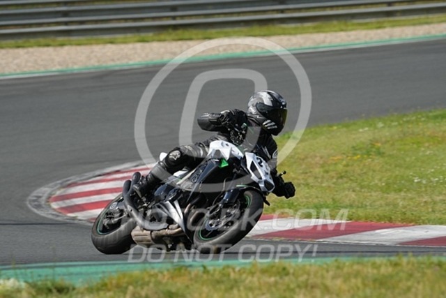 2024_07_05_PBK_23265 | Sportfotografie; SlowMotion; Video; Rennstrecke; Hafeneger; Speer; Racing; RSE; BMW; CBO; Trackday; Motorsportarena; Hockenheimring; Brno; Most; Barcelona; Valencia