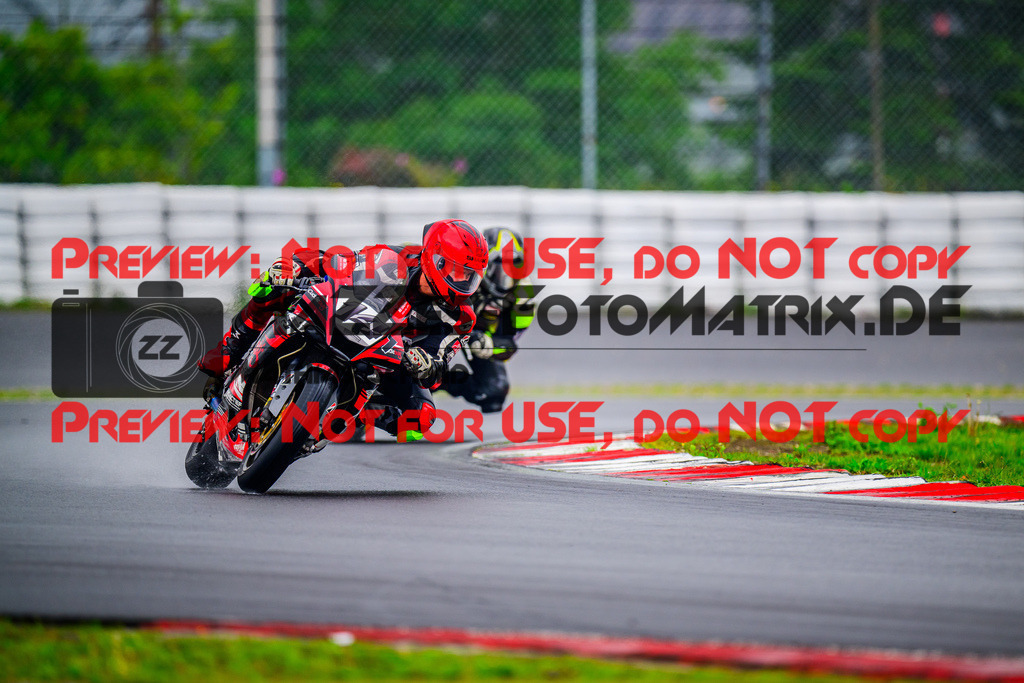 MaZZes_FotoMatrix_240804_6007705_0208 | Fotograf Mathias Schmid
Sportfotograf,
Eventfotograf,
Hochzeitsfotograf,
Portraitfotograf