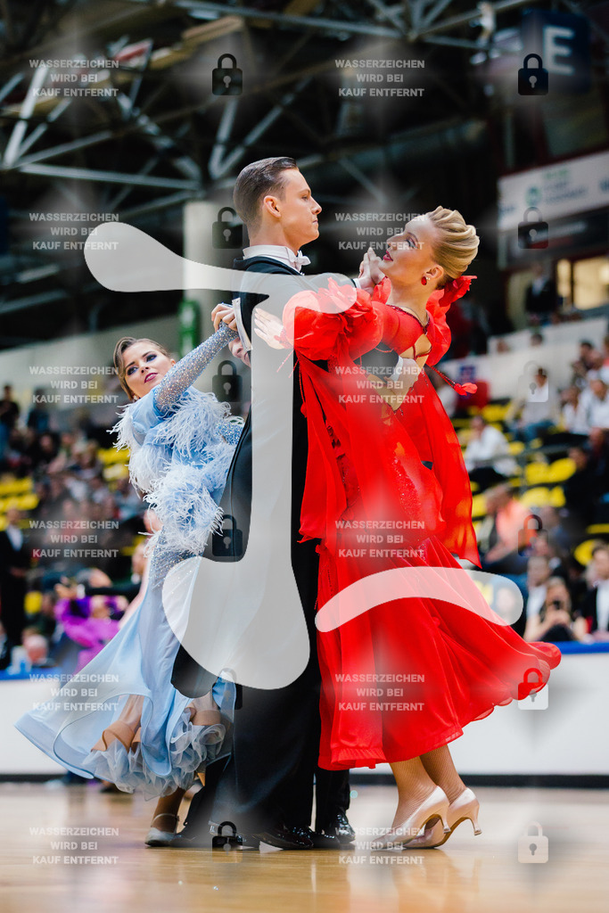 Hessen Tanzt WDSF International Open Standard 43rd (54) Jan Kranzler _ Roberta Walser (TSA d. TUS Stuttgart 1867)-2025-05-17-8534 | Webshop for digital downloads and prints of dance sport, event & show photographer Julian Link - Realisiert mit Pictrs.com