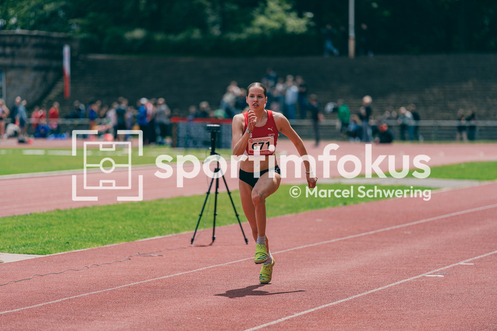 FLVW-Meisterschaften 2026 | Impressionen und Wettkampfszenen der FLVW-Meisterschaften 2026 mit Athletinnen und Athleten verschiedener Vereine und Altersklassen in unterschiedlichen Disziplinen der Leichtathletik. - Realisiert mit Pictrs.com