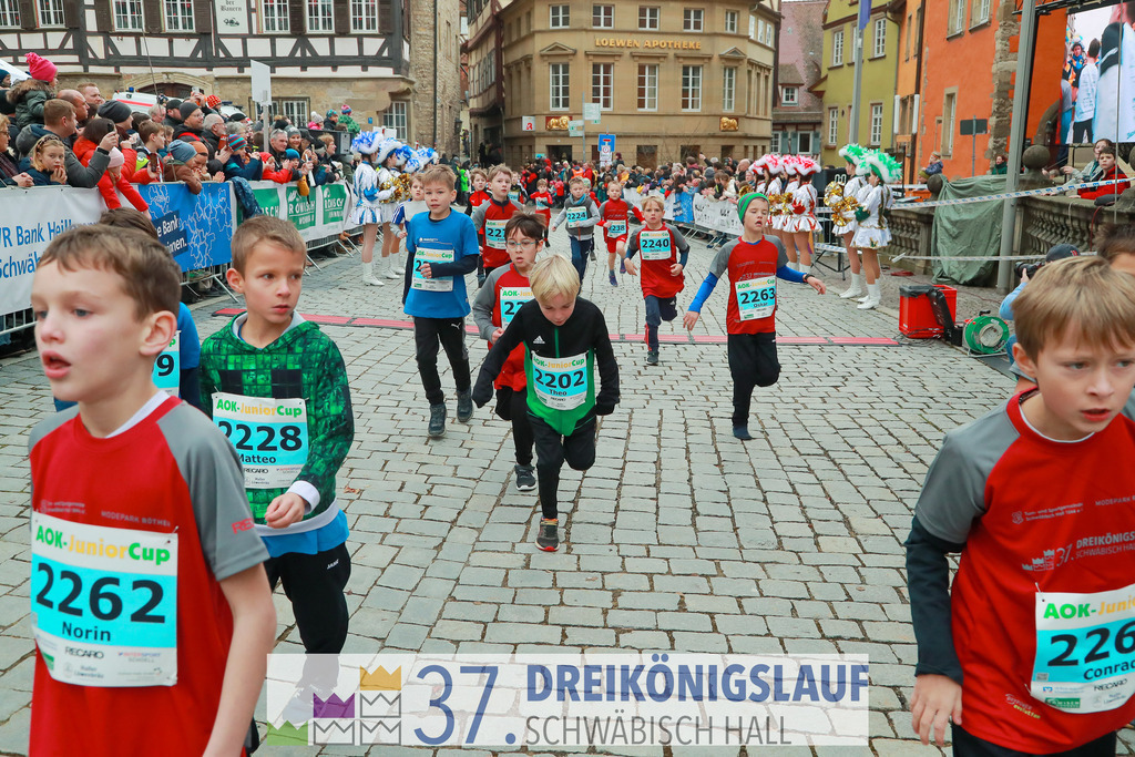 AOK JuniorCup 400m | 3Koenigslauf 2023 - Realisiert mit Pictrs.com