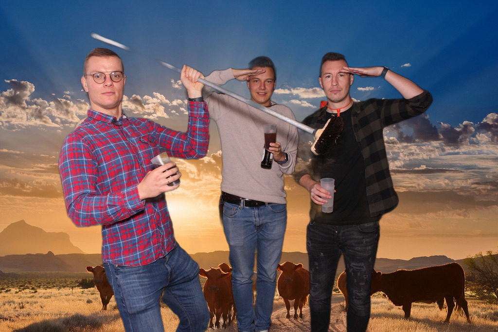 top-top.de-251025-0111 | Foto, Video, Fotografie, Videografie, Fotobox, DJ, Discjockey, Musik, Musikbox, Veranstaltung, Photobooth, Amazon, Ebay, Buchtipp, Bestseller, Autor, Verlag, Buch, Wesel, Hamminkeln, NRW, Dinslaken, Rees, Drohne, Hochzeit, Party, Fotobox, Wesel, Fotograf