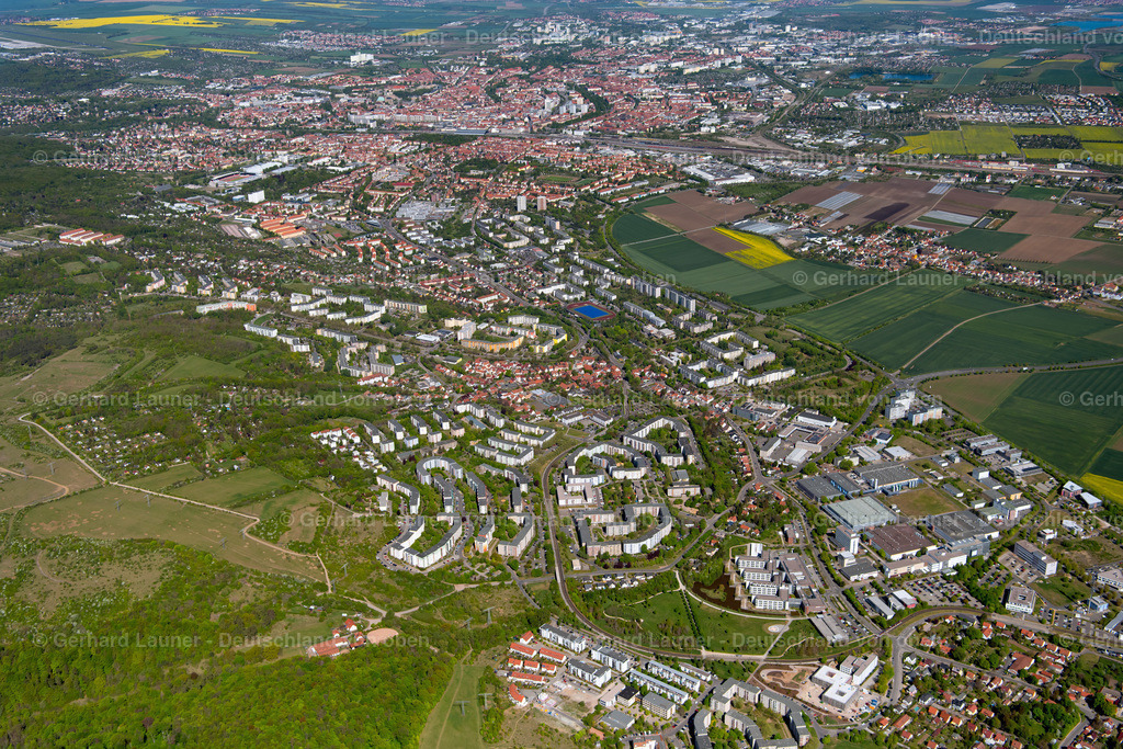 4026542 | ERFURT 07.05.2020 Stadtansicht im Stadtgebiet der südwestlichen Vorstadt im Ortsteil Melchendorf in Erfurt im Bundesland Thüringen, Deutschland. // City view in the urban area of a??a??the southwestern suburb in the district Melchendorf in Erfurt in the state Thuringia, Germany. Foto: Gerhard Launer
